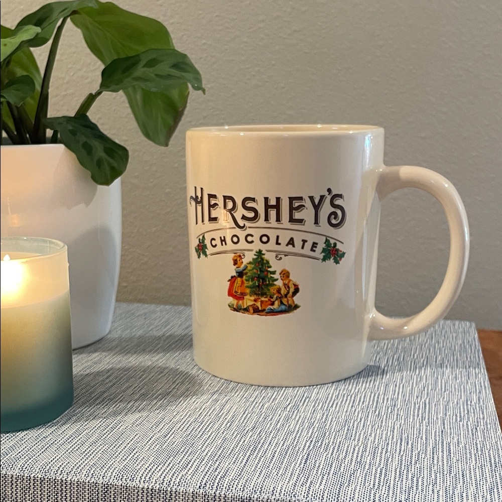 Vintage Hershey’s Chocolate Christmas Oversized Mug–Holiday Hot Cocoa–Galerie